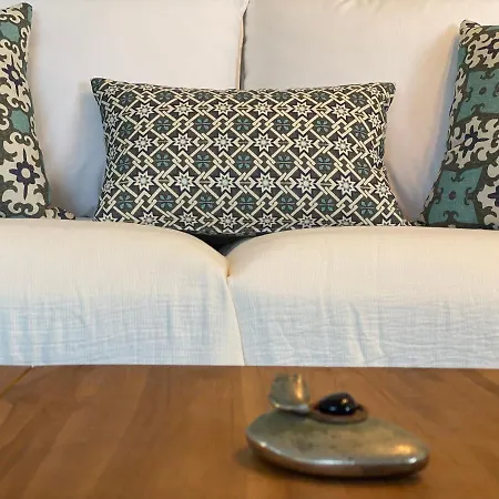 Villa Laas Daskios, Stone Country House, Anania