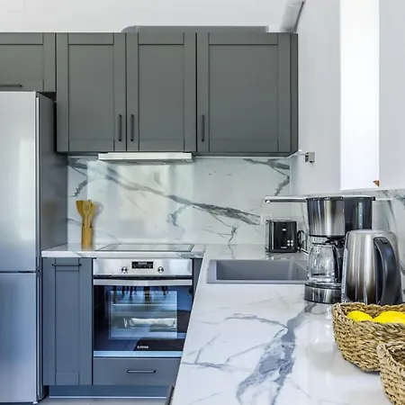 Laas Daskios, Stone Country House, Anania Σκόπελος