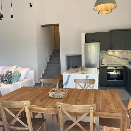 Laas Daskios, Stone Country House, Anania * Skopelos Town