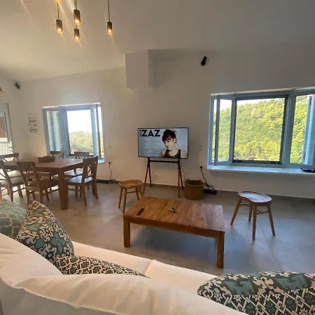 Villa Laas Daskios, Stone Country House, Anania *