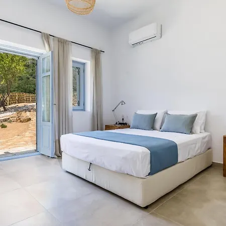 Villa Laas Daskios, Stone Country House, Anania