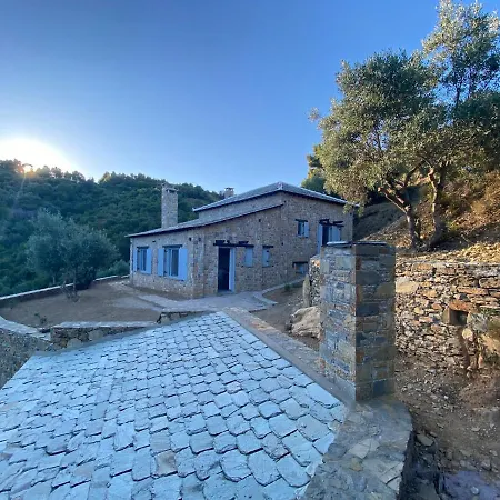 Villa Laas Daskios, Stone Country House, Anania *