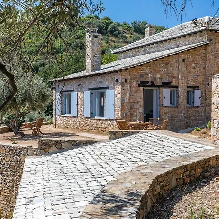 Villa Laas Daskios, Stone Country House, Anania