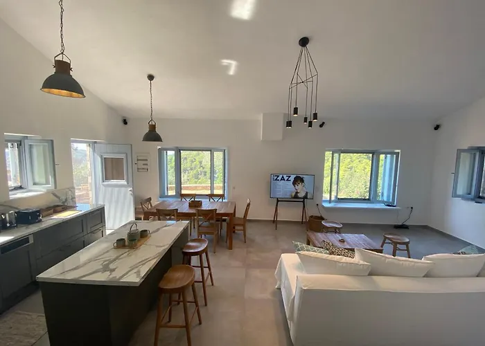 Laas Daskios, Stone Country House, Anania Skopelos